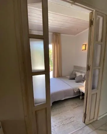 Nicole's Garden Kallithéa