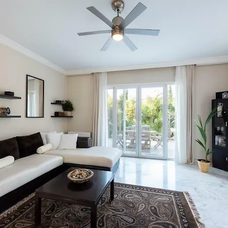 Nicole's Garden Villa Kallithéa