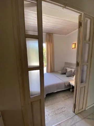 Nicole's Garden Kallithéa